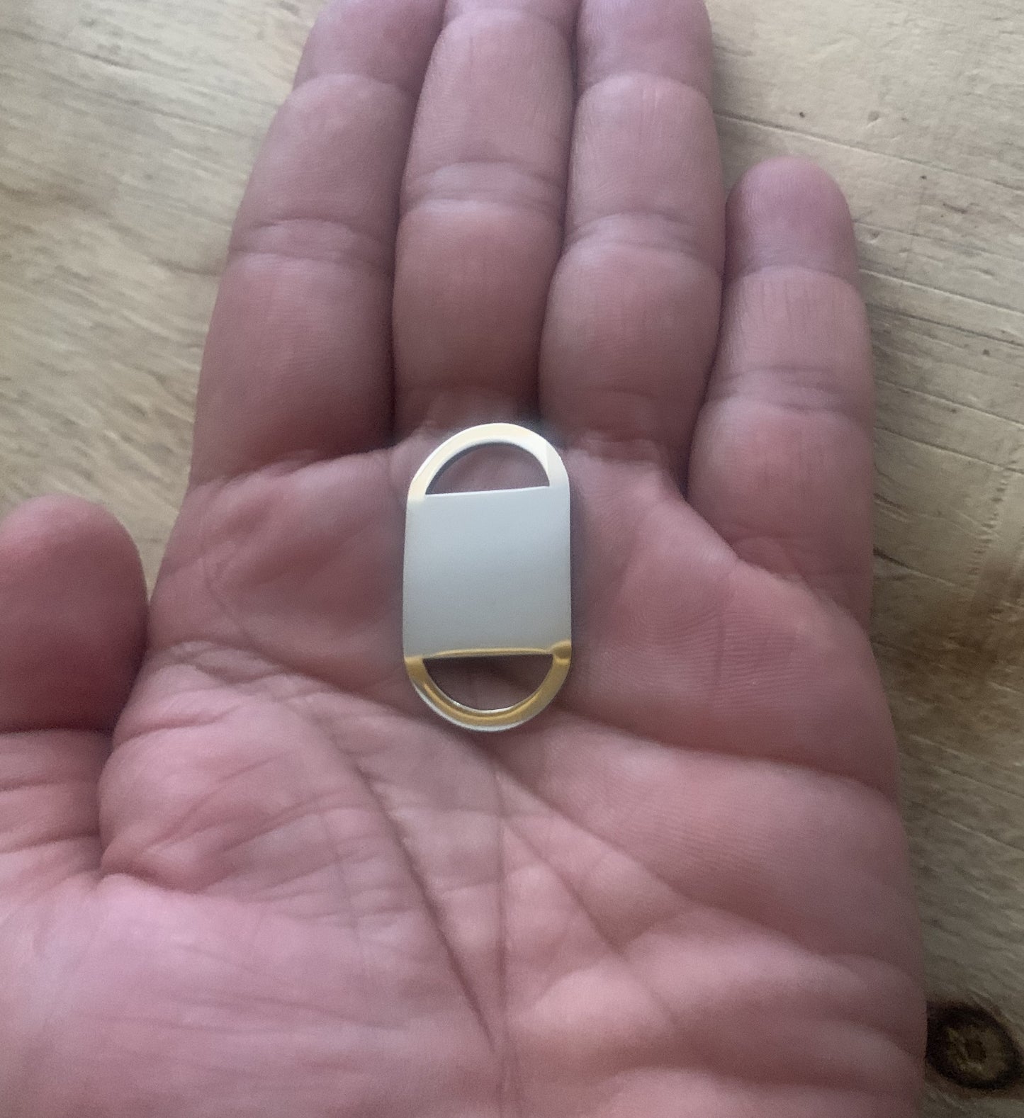 Placa Ovalada Cerrada para Collar